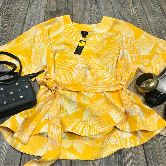 WORTHINGTON yellow palm print top - Picture 2 of 7